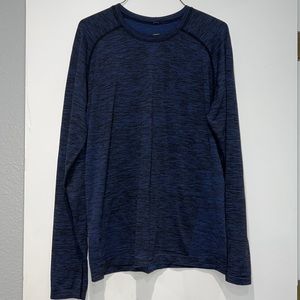 Mens large lulu long sleeve shirt. Gently worn. Blue and black heathered.